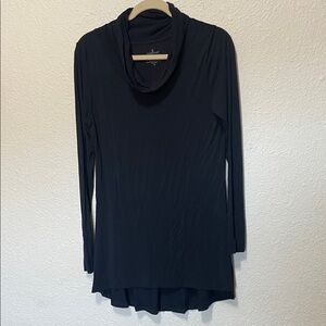 Cuddl Duds Soft Wear With Stretch Women's Cowl Neck Tunic. Good Condition.